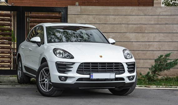 حاشیه جدید پورشه‌های مزایده‌ای